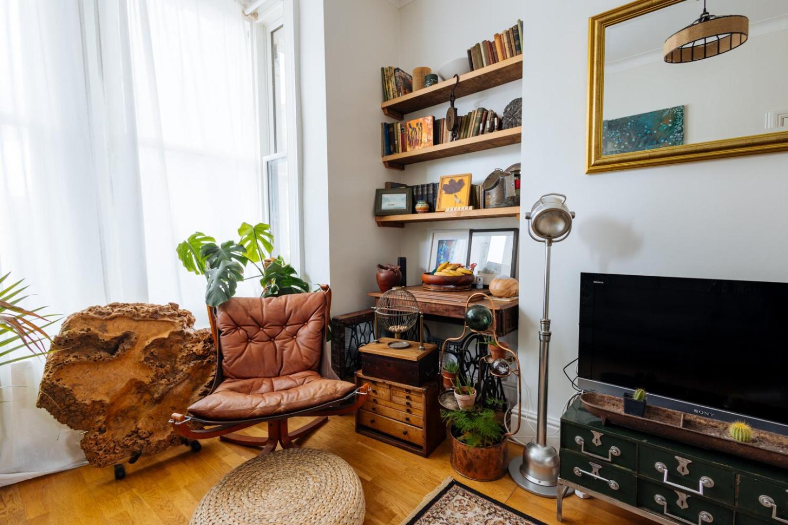 Unique Private W/ Easy Access To